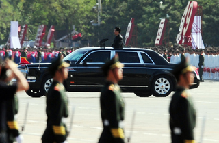 Illustration for article titled Step Aside, Beijingers, The President Is In Town